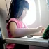 Was tun, wenn das Kind im Flugzeug schreit? – Hilfe für einen stressfreien Flug