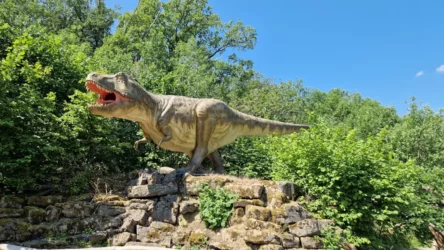 Dinopark Teufelsschlucht in der Eifel – Preise, Attraktionen und unsere Erfahrung